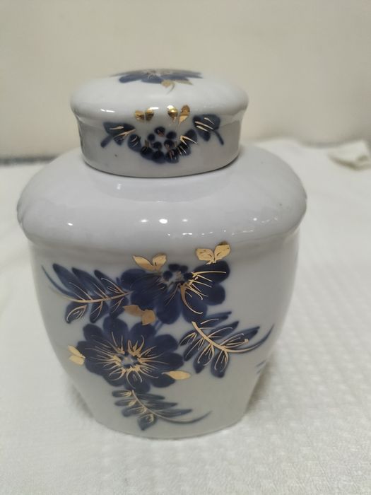 Продам советскую чайницу