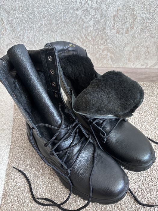 Новые зимние берцы 41 р