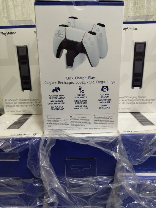 Док станция / зарядка playstation 5 джойстиков