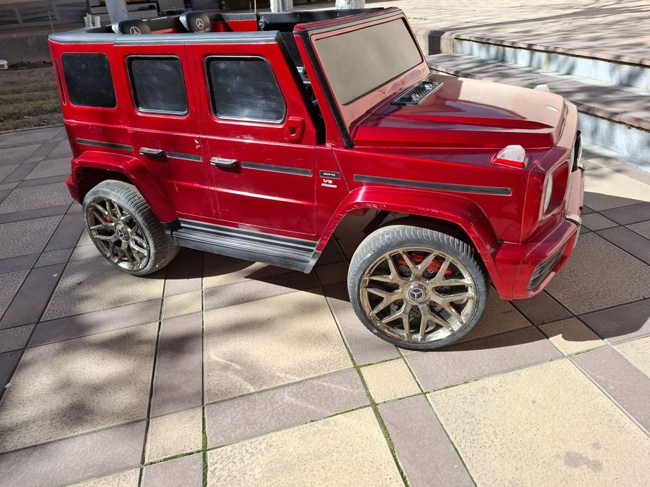 Пултлик мошинча мерседес гелик.