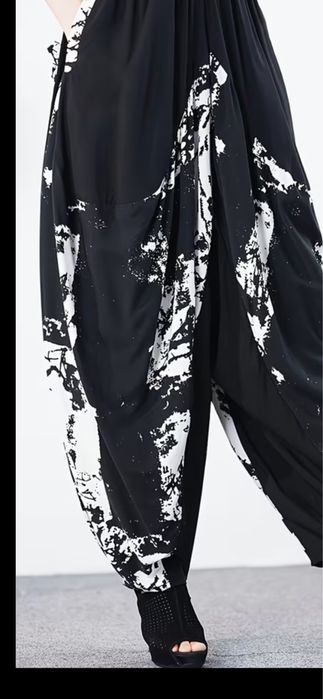 Pantaloni  eleganți femei