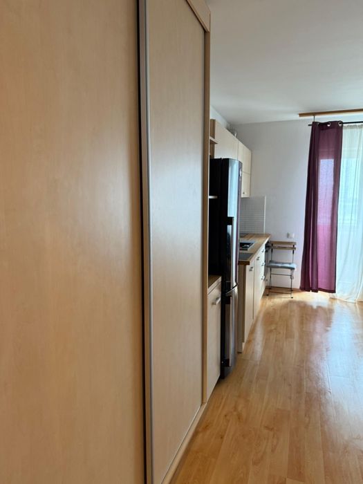 Garsonieră de închiriat – disponibilă imediat