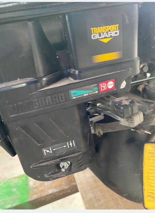 Motor pe benzina Vanguard 14CP