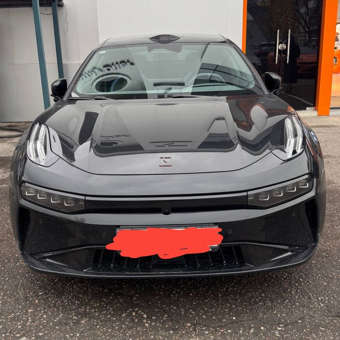 Продается Zeekr 001 рейсталинг
