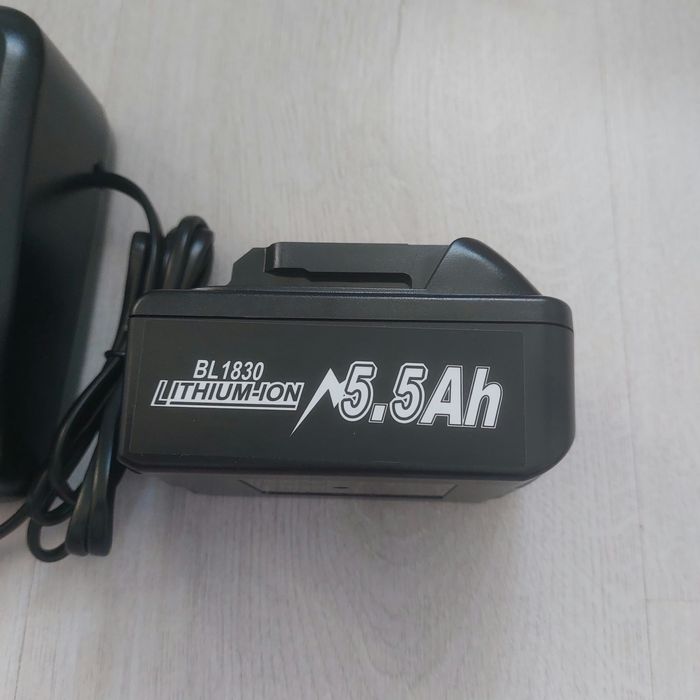 НОВ Комплект за Makita: Бързо Зарядно 4A + Мощна Батерия 5.5Ah (18V LXT)