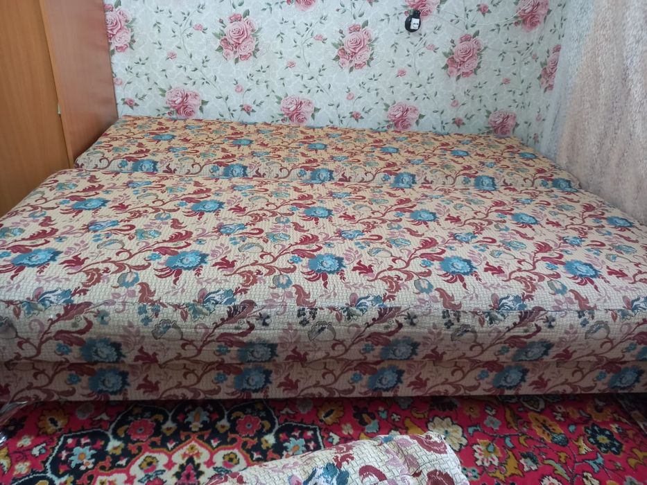 Продам диван в хорошем качестве