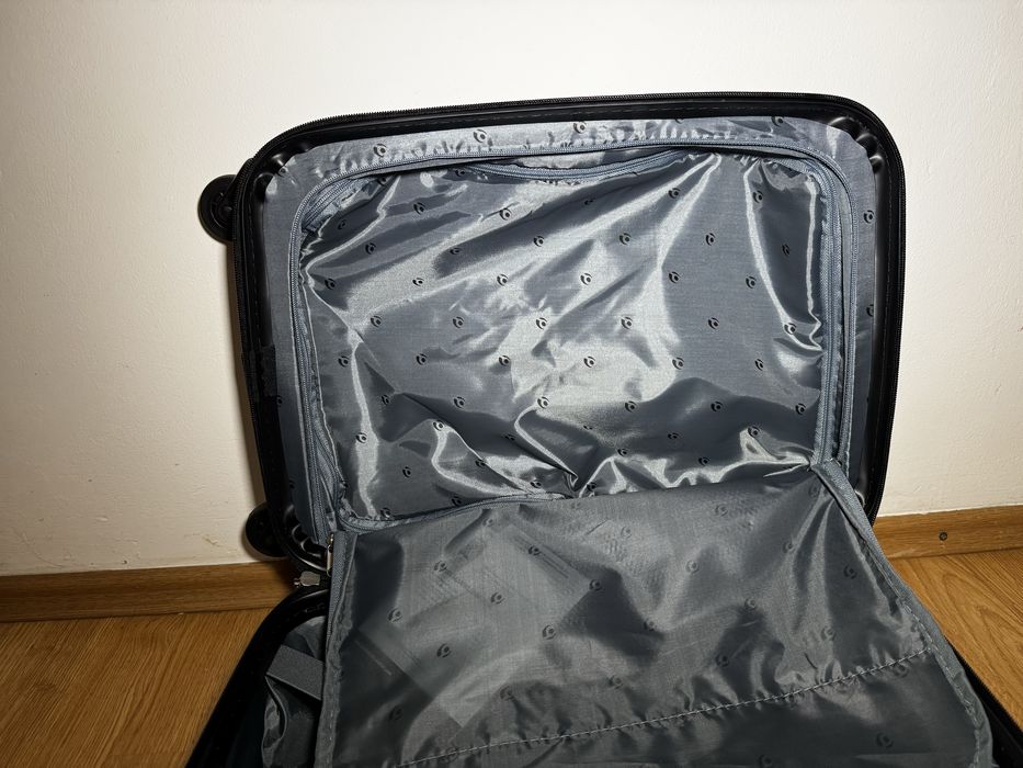 Valiza Photo Priceless Traveller Noua