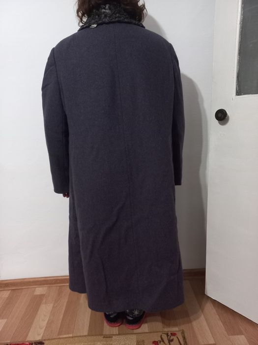 Продам зимнее пальто