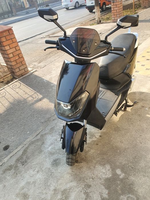 Ядея 2024 й 72 в 20 А 1500ват холати зур