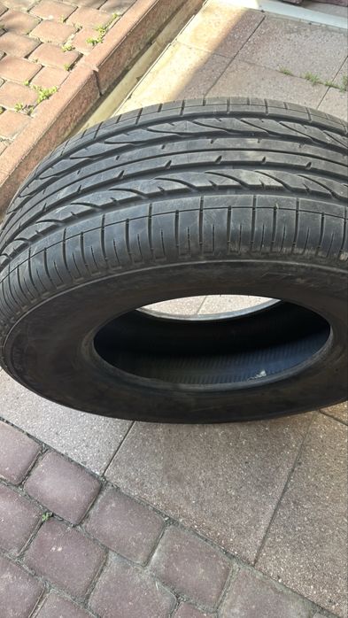 Продам шину на крузак 17 размер