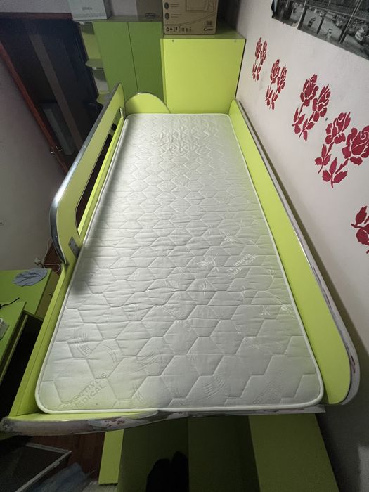 Mobilă completă pentru camera copiilor