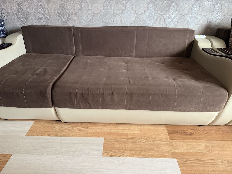 Продам срочно  диван, мини диван, кресло и пуфик