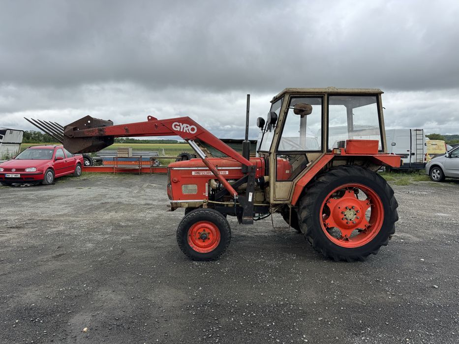 Tractor zetor 45 cp cu incarcator stare foarte buna