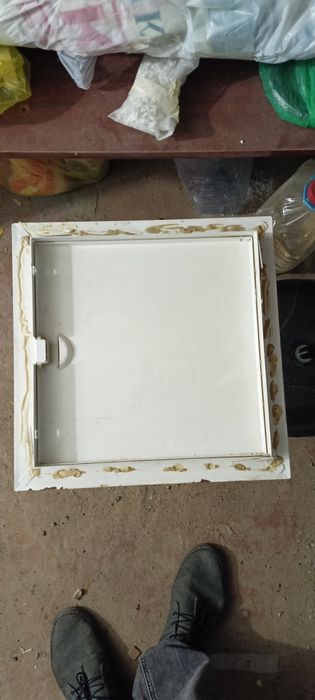 Люк   30×30 металлический
