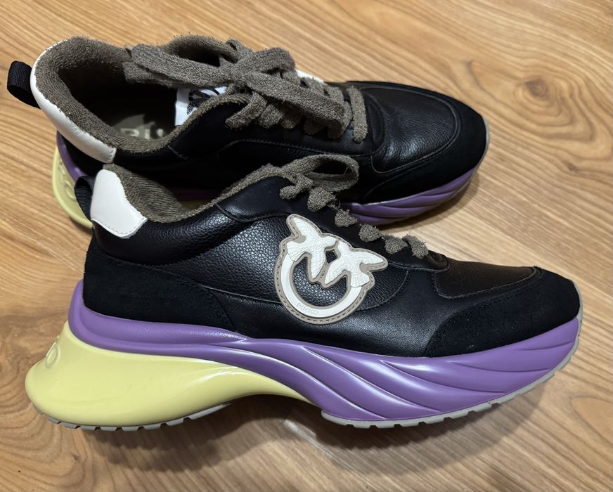 Маратонки  Pinko - намалени