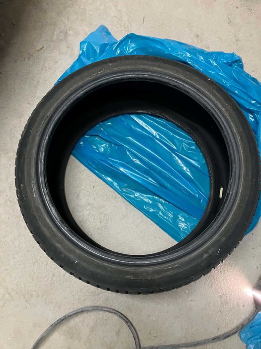 4 броя зимни гуми KUMHO 235/40/19