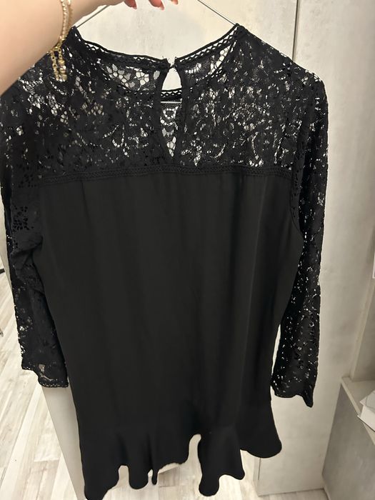 Черна рокля Zara