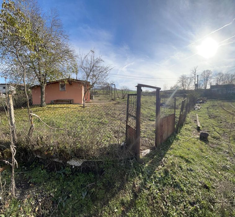 земеделски имот в село Малка поляна