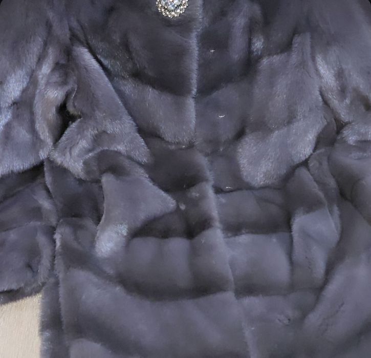 Норковая шуба цвет графити