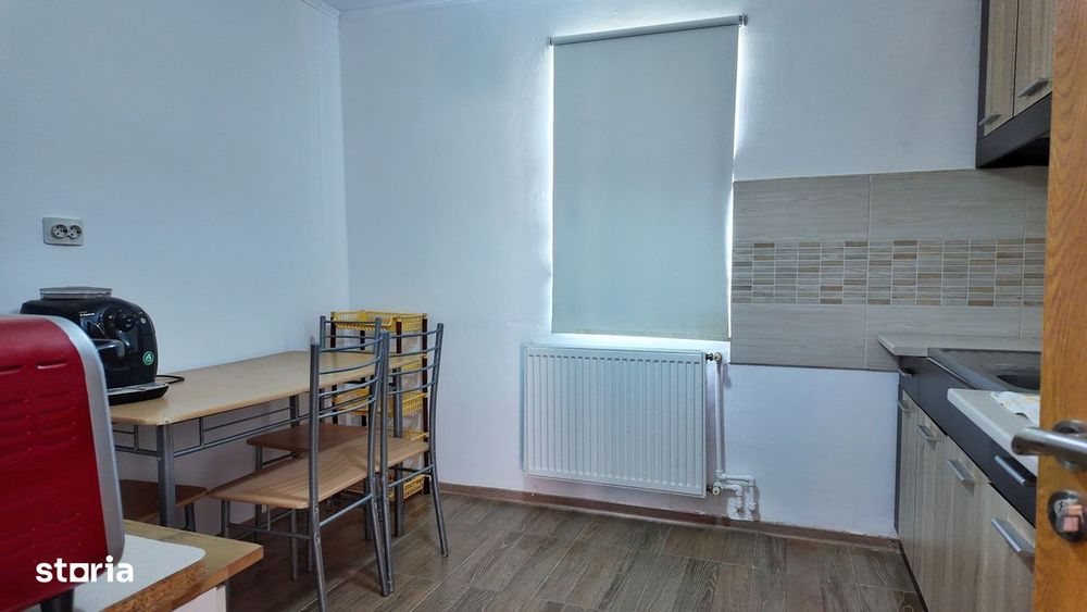 Vindem casa in Lumina