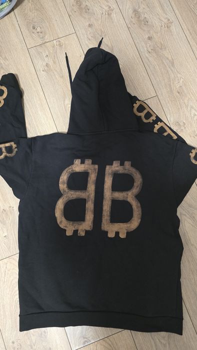 Суичъри Dsquared2, Balenciaga, Balmain