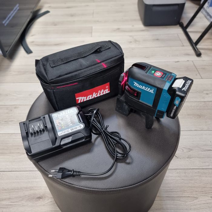 Amanet F28: Nivela laser linii Makita SK106D cu acumulator