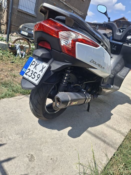 Kymco downtown 300i 2011г.