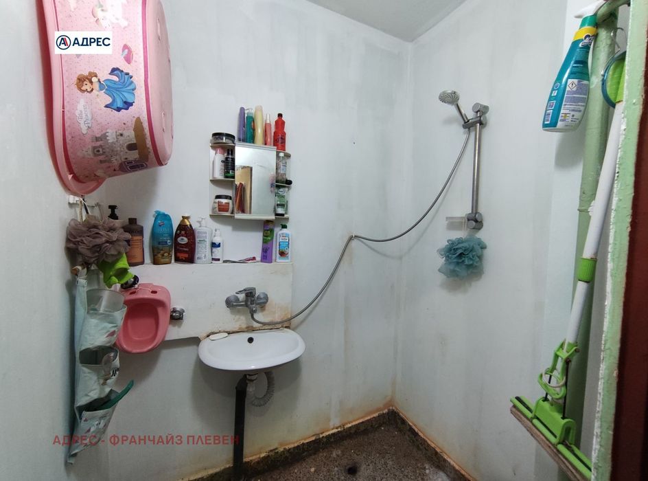 Продава се Двустаен апартамент в Плевен, Сторгозия - 61 кв.м за 1427 €/кв.м - Снимка #6