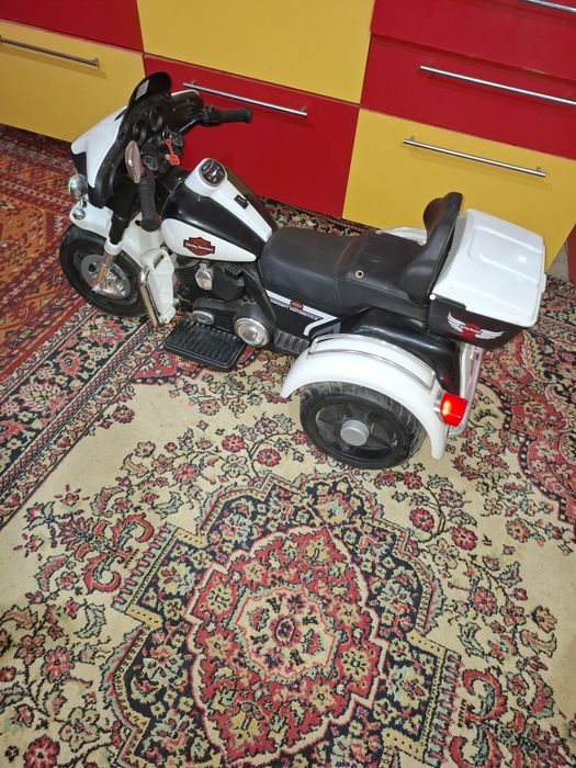 Продам детский  электро  мотоцикл