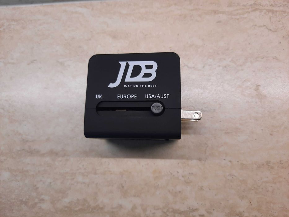 Травъл адаптер/Travel Adapter