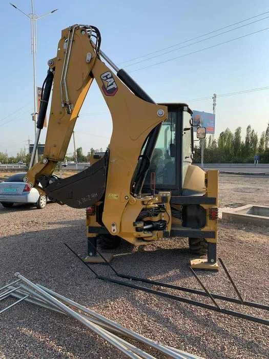 Экскаватор-погрузчик CAT 444 1,3/0,34 м³
