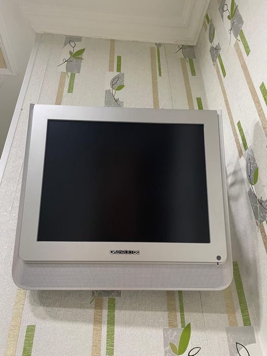 Продам цветной телевизор Daewoo