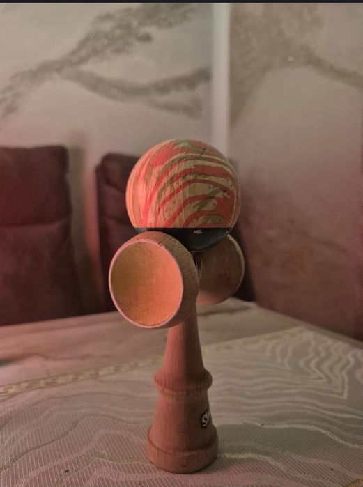 Vând kendama sweets prime 2018