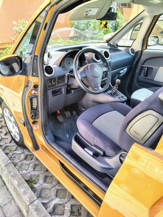 Peugeot 1007  132500 km reali .unic proprietar Ro, Toate dotările!.
