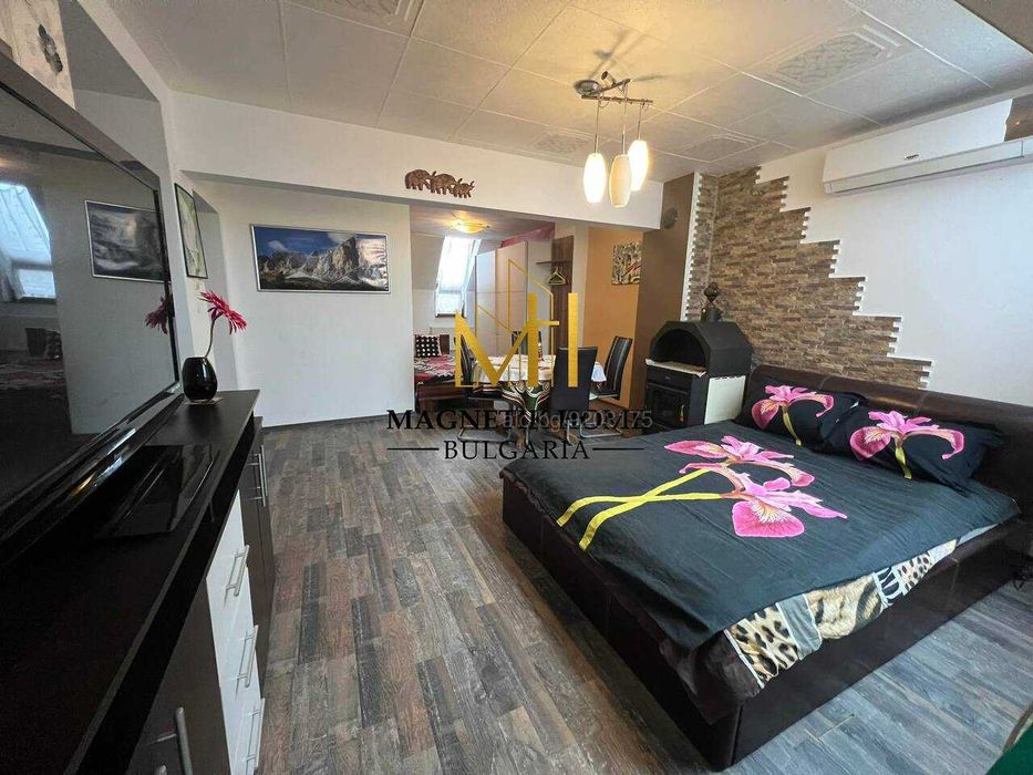 Омагьосващ едностаен апартамент с 3 тераси на метри в супер центъра