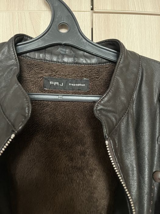 Кожанная красивая куртка