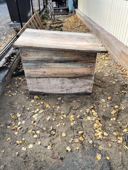 Продам будку для собак