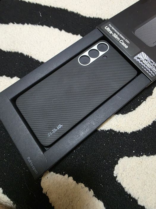 Huse telefoane pitaka