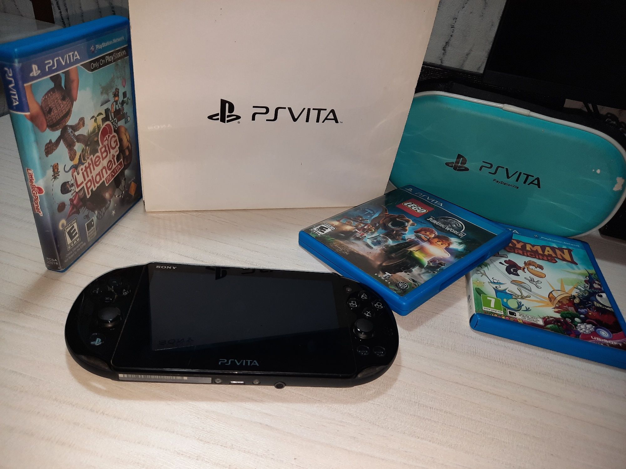 Playstation vita PCH-2008: 1 500 000 сум - Приставки Ташкент на Olx