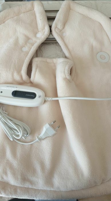 Patura electrica pentru gat si umeri