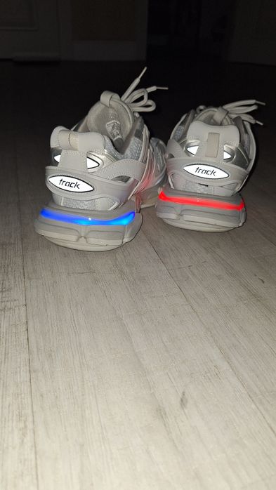 Balenciaga track 1.0 led white/grey