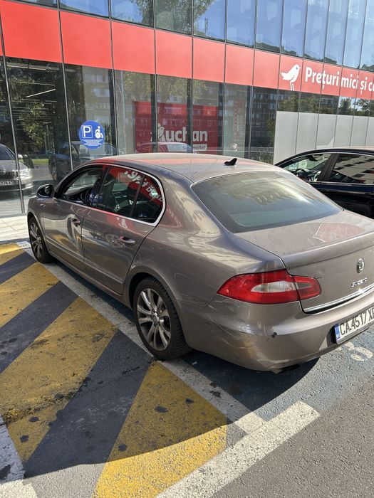SKODA Superb 2010 — imagine 4