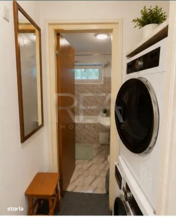 4 camere decomandat Aleea Covasna Sector 4 | 2 parcari | Etaj 3/4