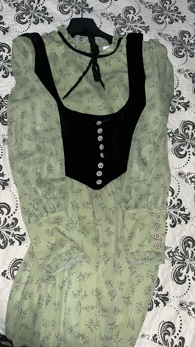 Сәнді  әдемі Көйлектер 44-46раз