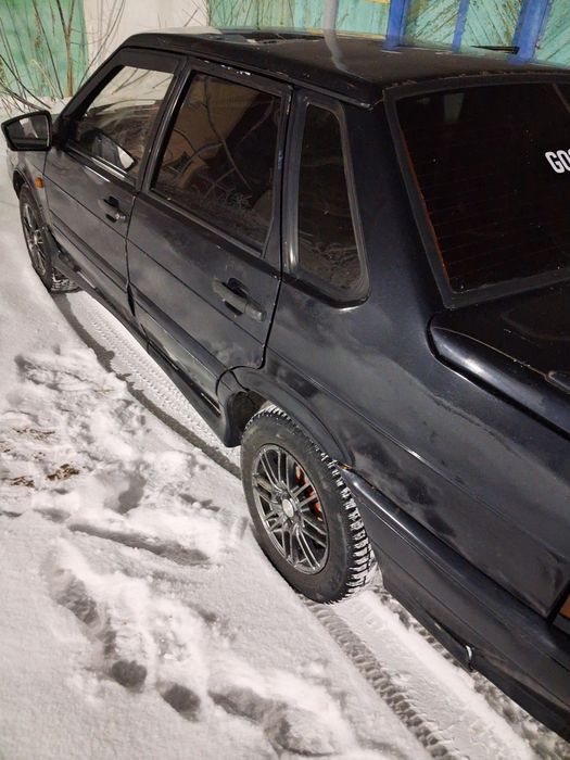 Продам машину 2115