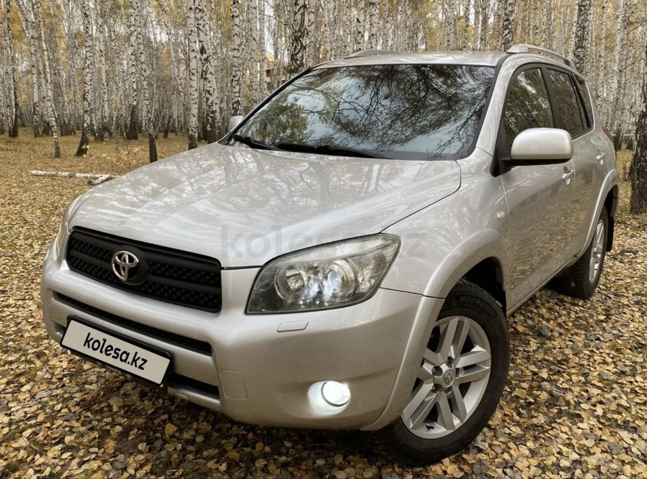 Продам Toyota RAV4