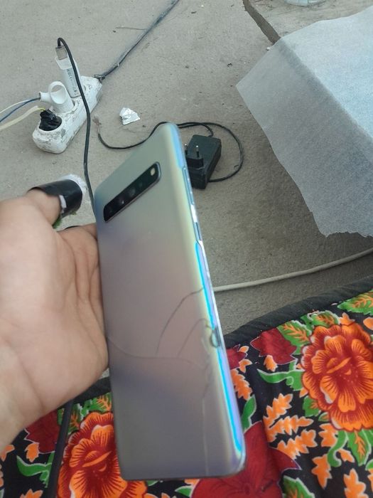 Samsung s10 5g telefoni