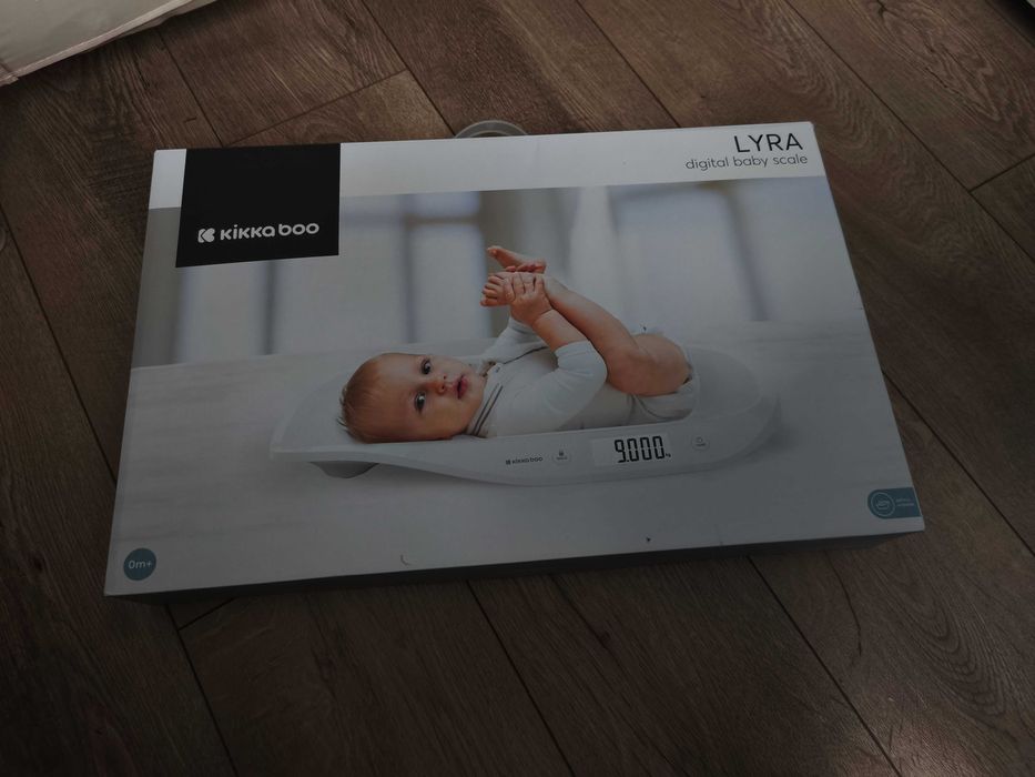 Бебешки шезлонг и кантар