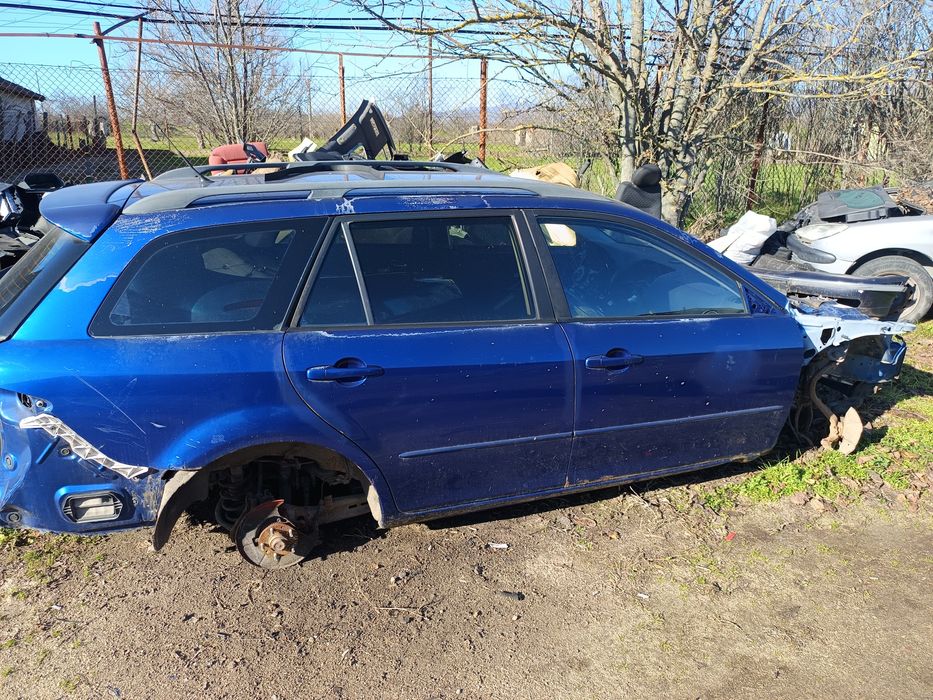 Мазда 6 на части