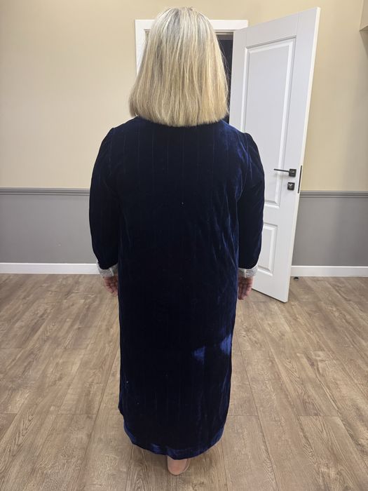 Продам женский шапан!